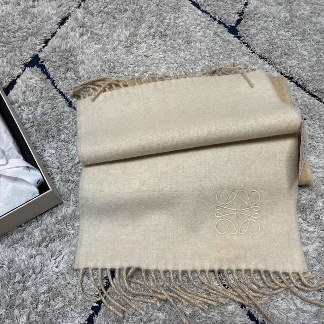 【新品未使用】LOEWE ロエベ　マフラー　アナグラム　リバーシブル