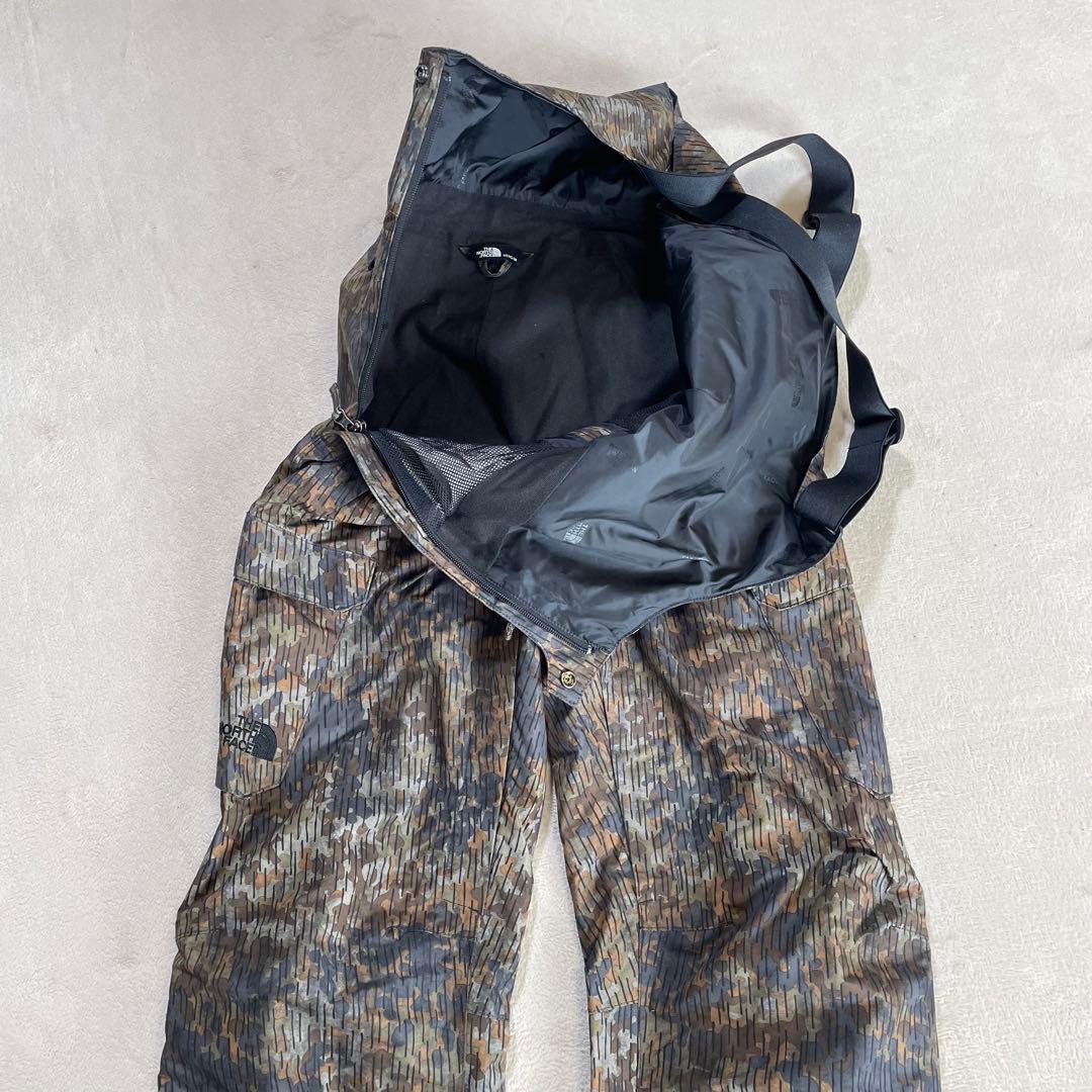 超美品　未使用級　☆THE NORTH FACE ビブパンツ　カモフラ