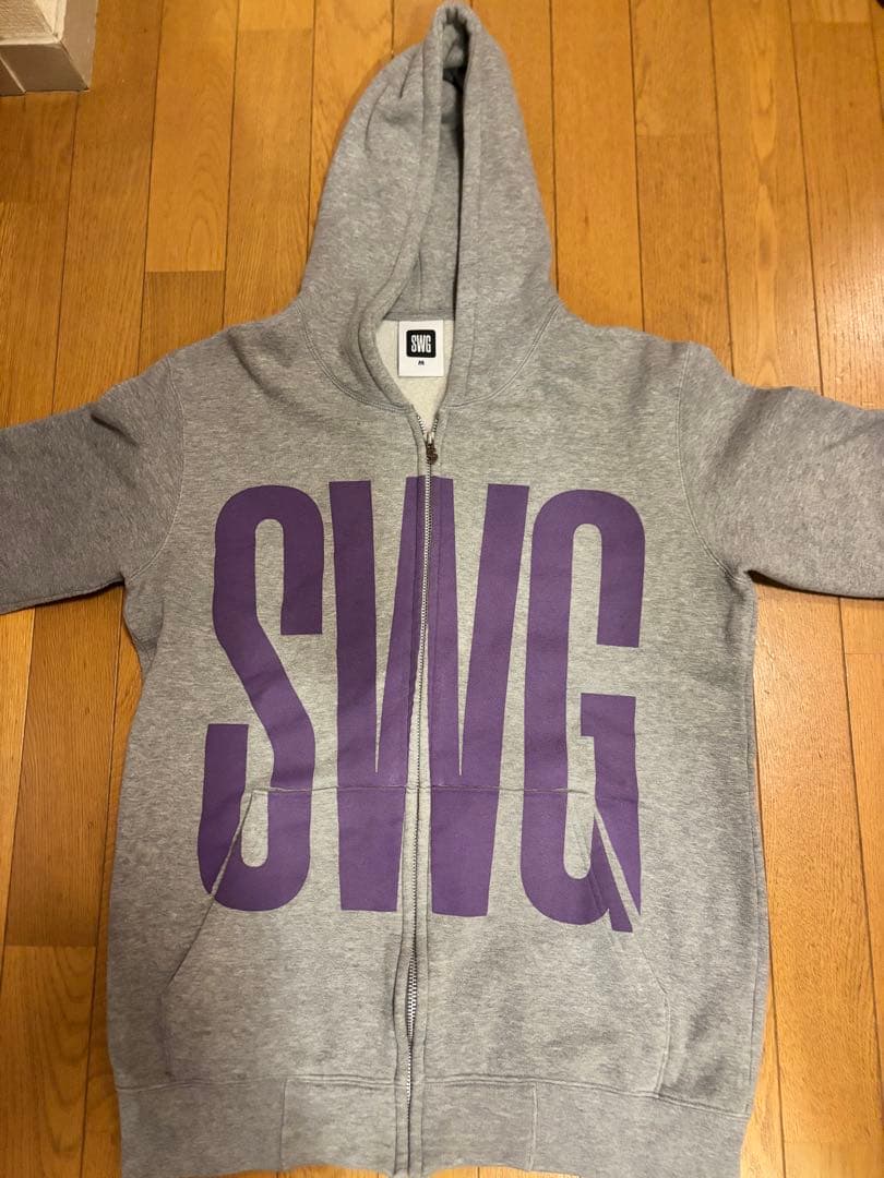SWAGGER ロゴ グレー フルジップパーカー