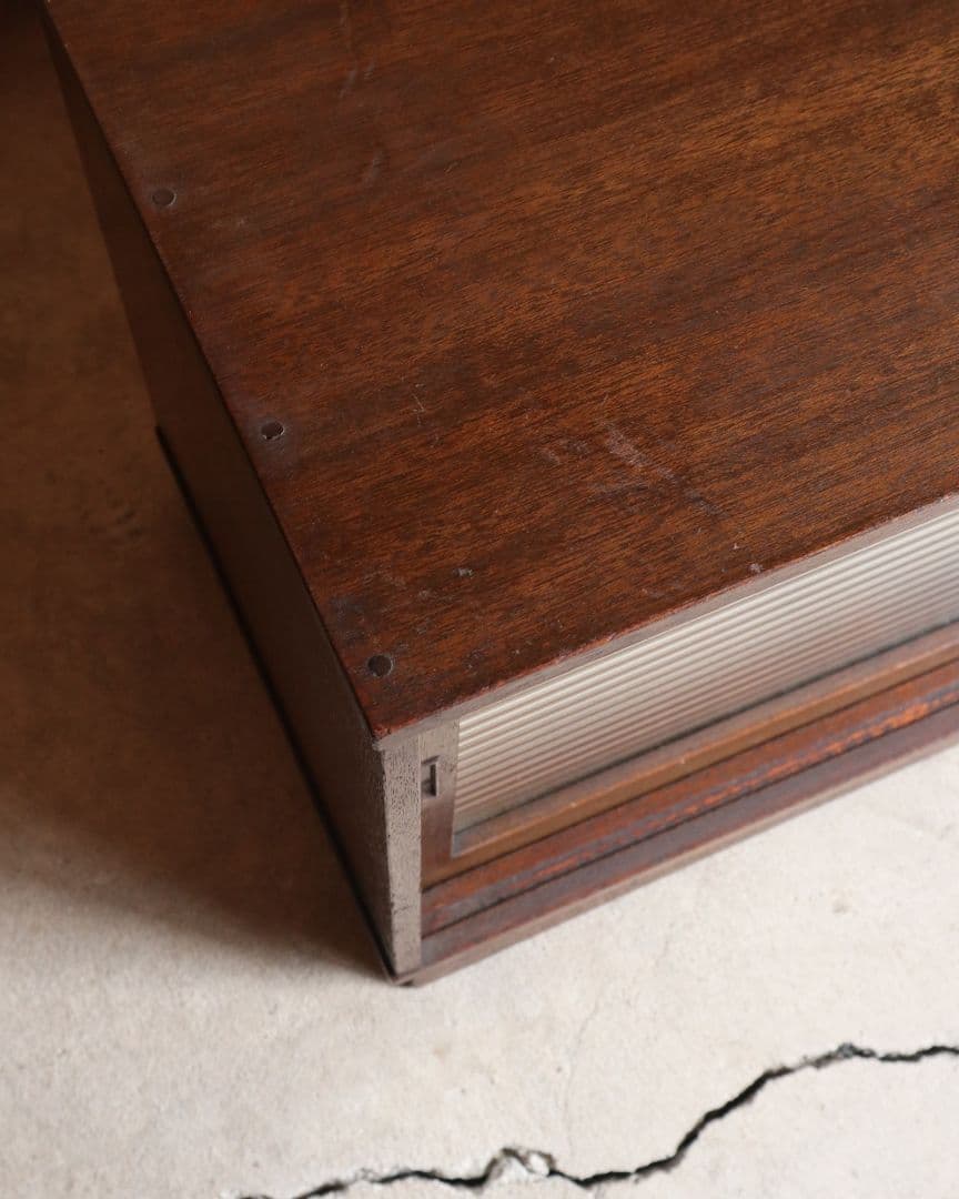 13(金)までお値下げ中 モールガラスのラワン材ローボード　古道具 古家具 昭和