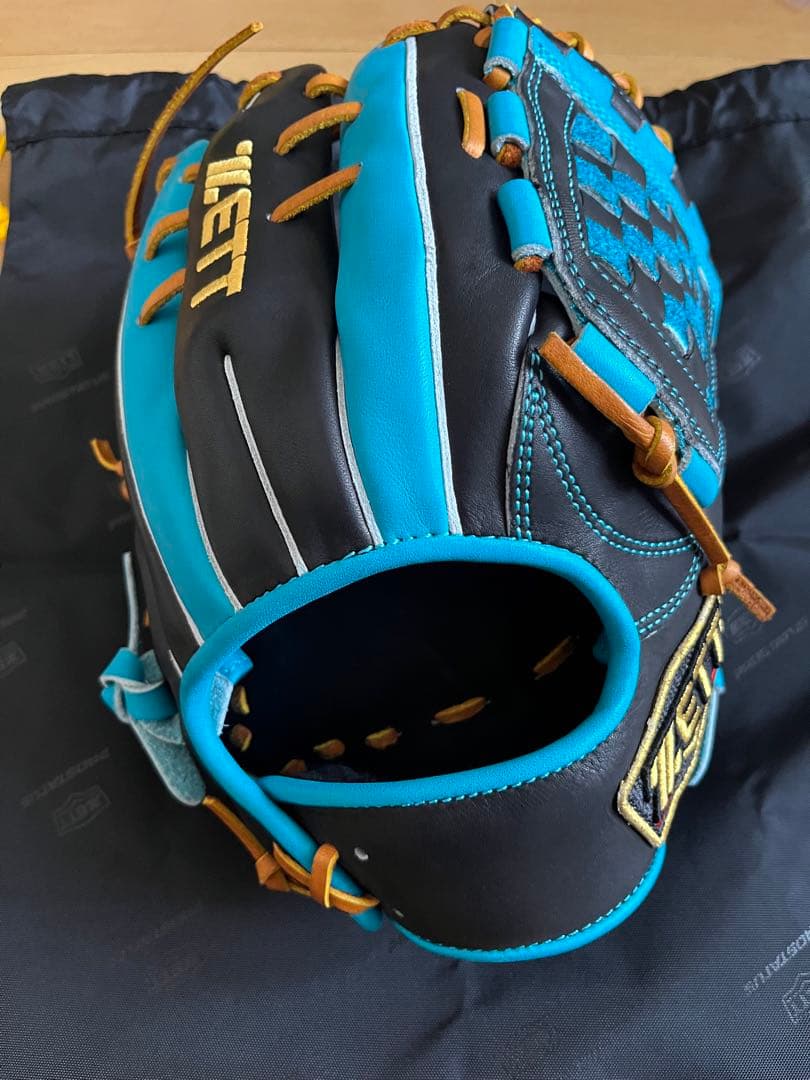 ZETT軟式内野グローブ源田モデル