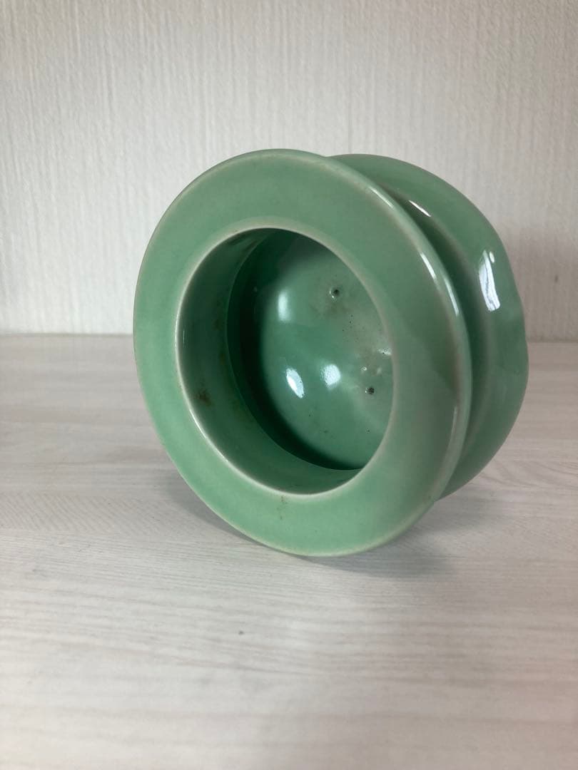 諏訪蘇山 青瓷 袴腰 香炉 純銀蓋透彫 三足 香爐 箱なし　青磁