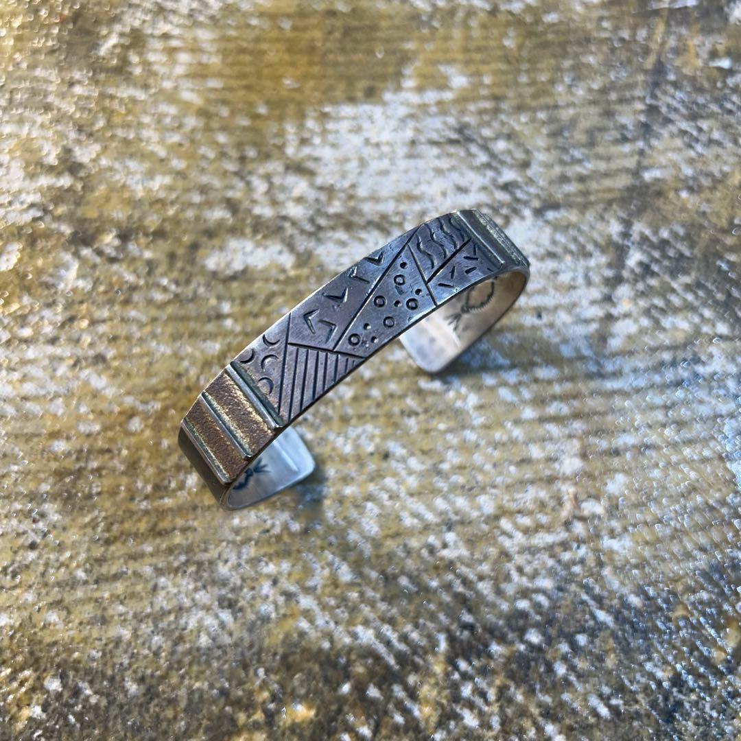 Michael Roanhorse マイケル ローアンホース バングル ナバホ