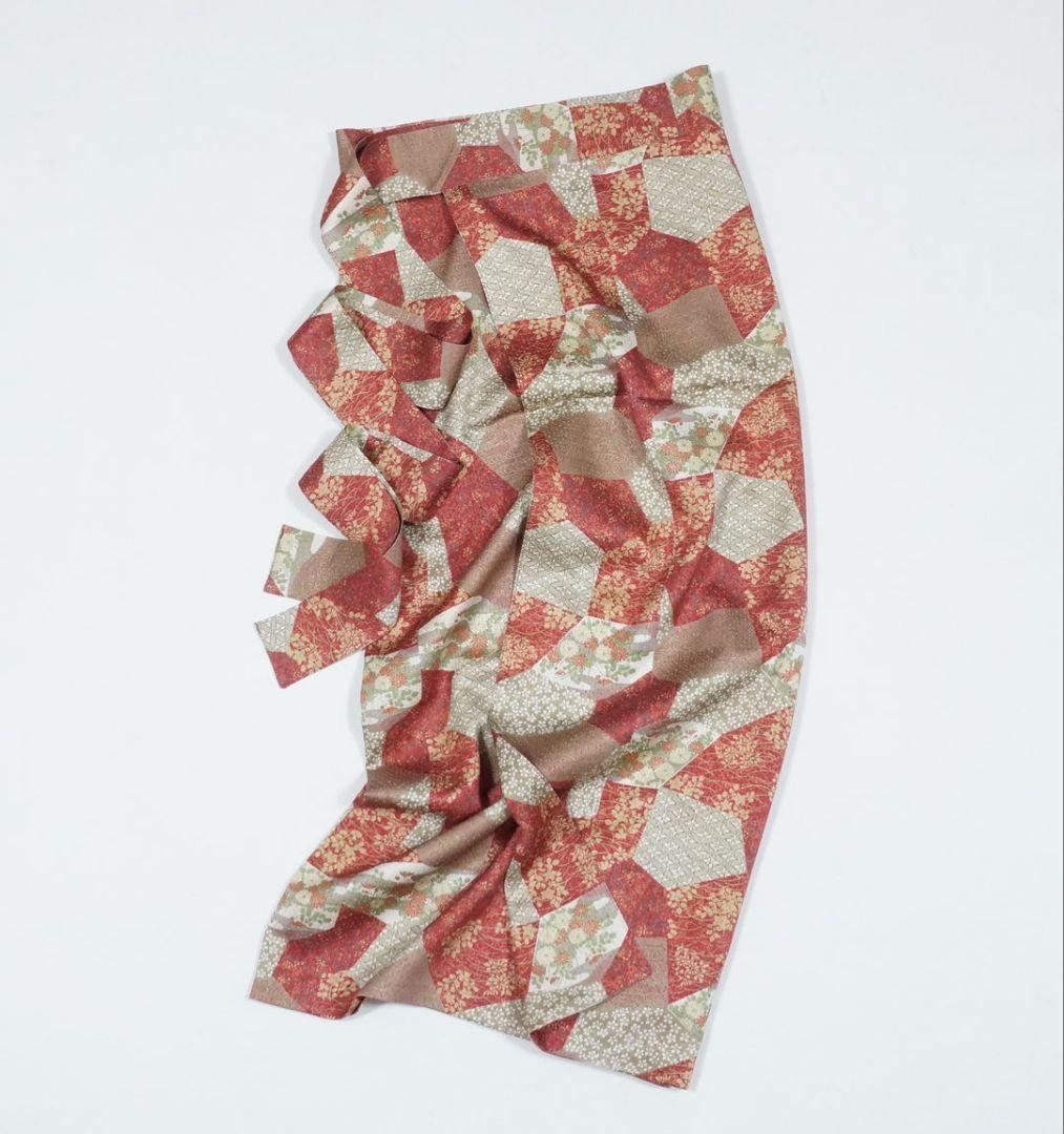 keniamarilia シュッケニ 石畳に花・古典柄総地紋 着物スカート