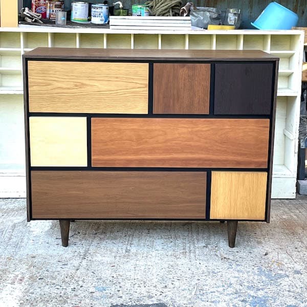 日本製　カラー3段チェスト　JONリビング　ネスタ　北欧デザイン