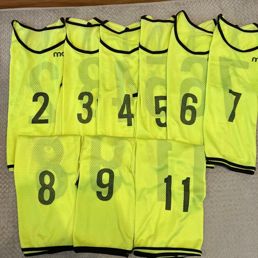 ボランチmolten 蛍光イエローオレンジブルー　ビブス