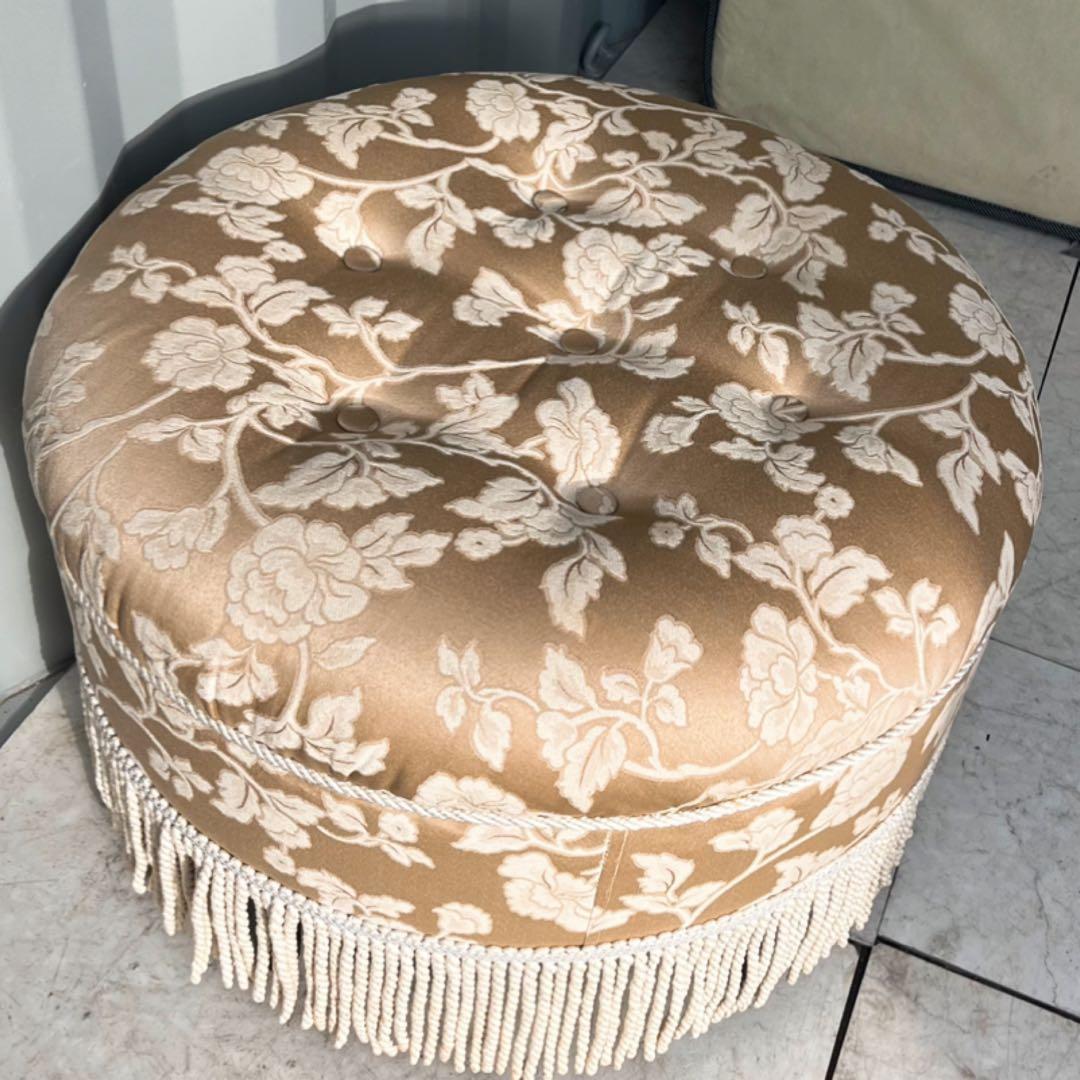 取付無料！ジェニファーテイラー 姫系花柄おしゃれインテリアゴールドオットマン✨