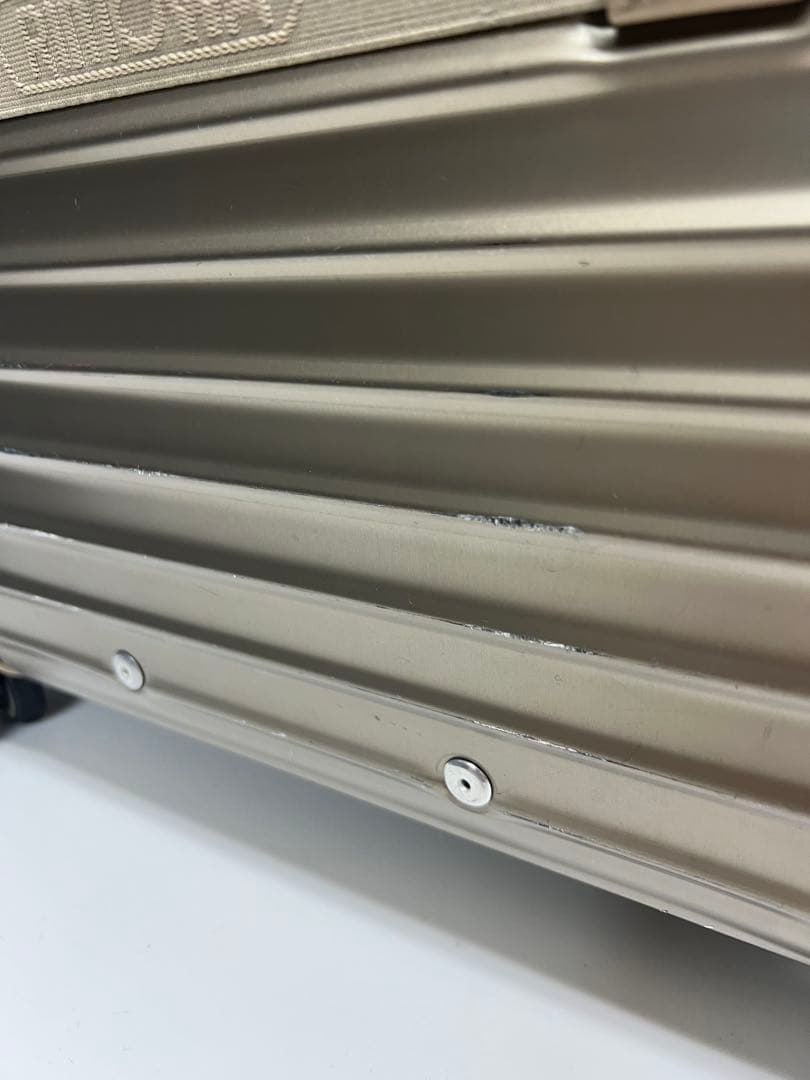RIMOWA シルバー キャリーケース 小型