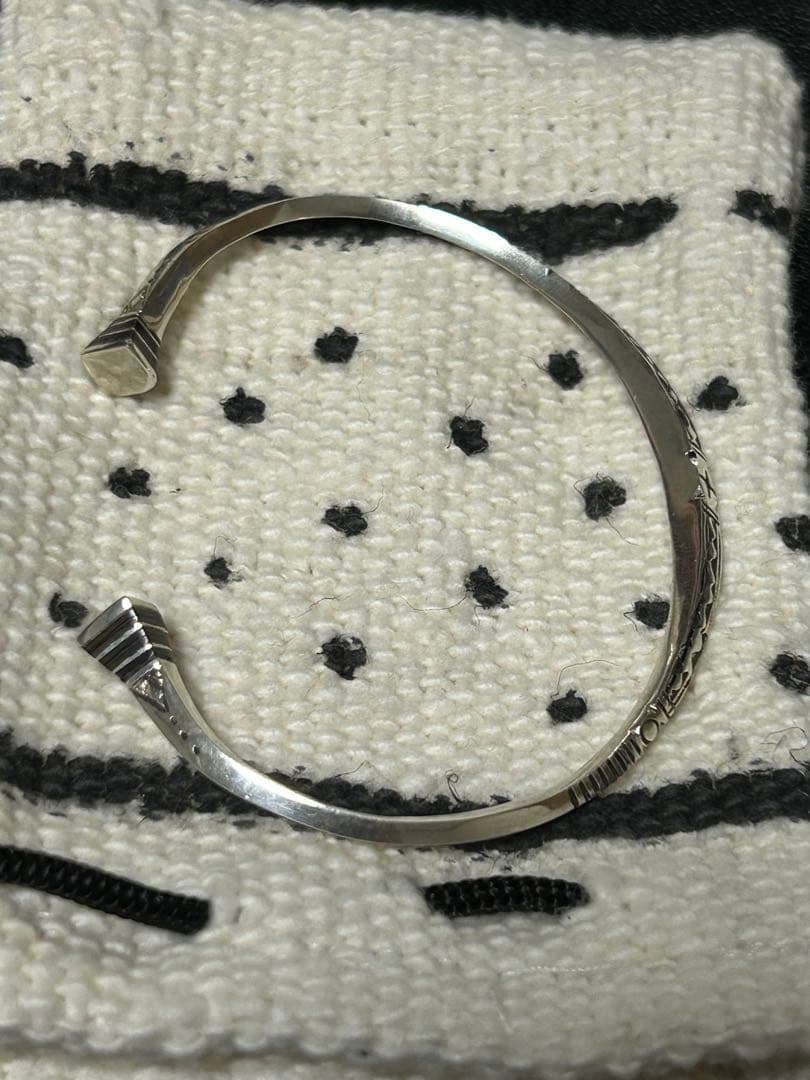 Adawat'n Tuareg アダワット トゥアレグ バングル シルバー