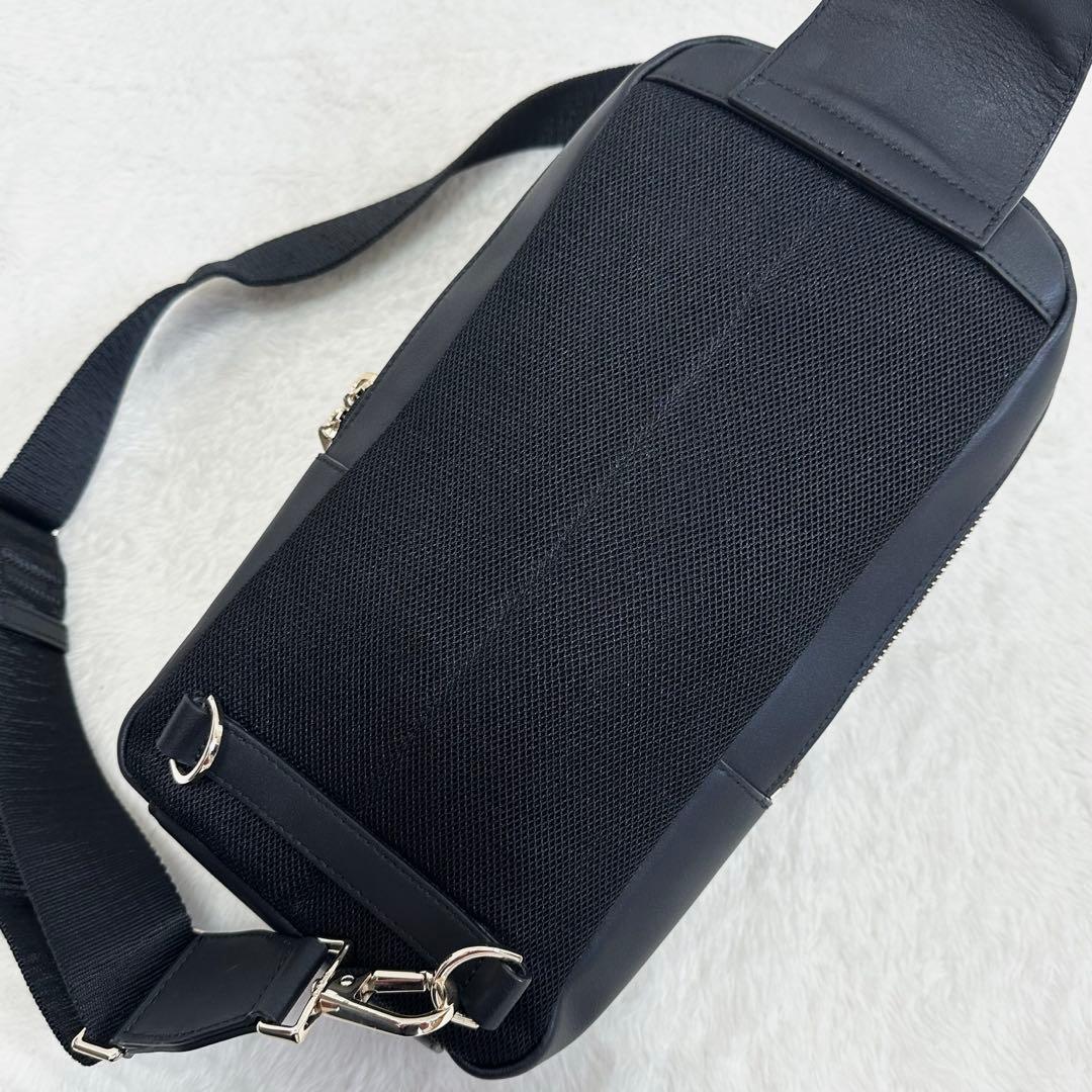 現行✨ポールスミス Paul Smith ボディバック マルチストライプ レザー