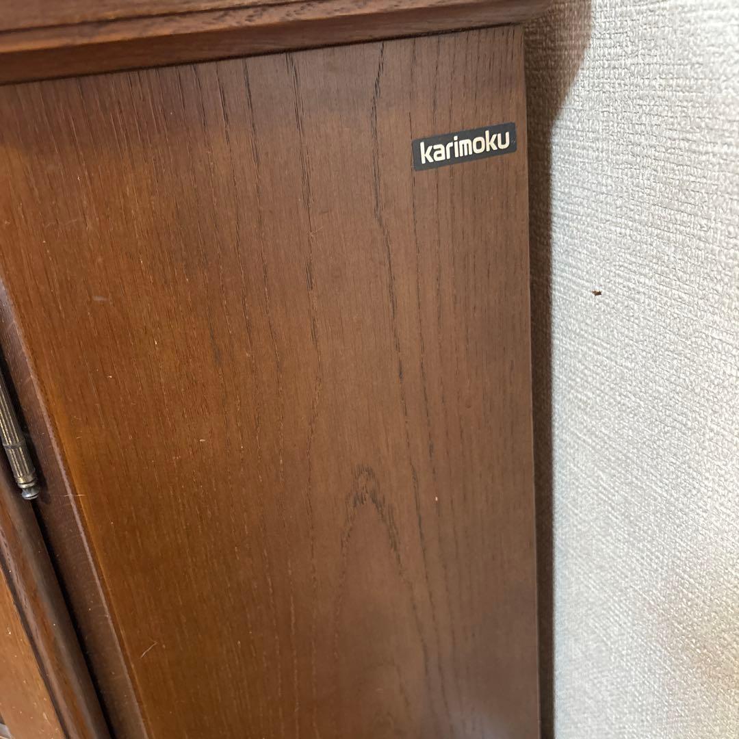 オールドカリモク　コーナーキャビネット　飾り棚　コロニアル