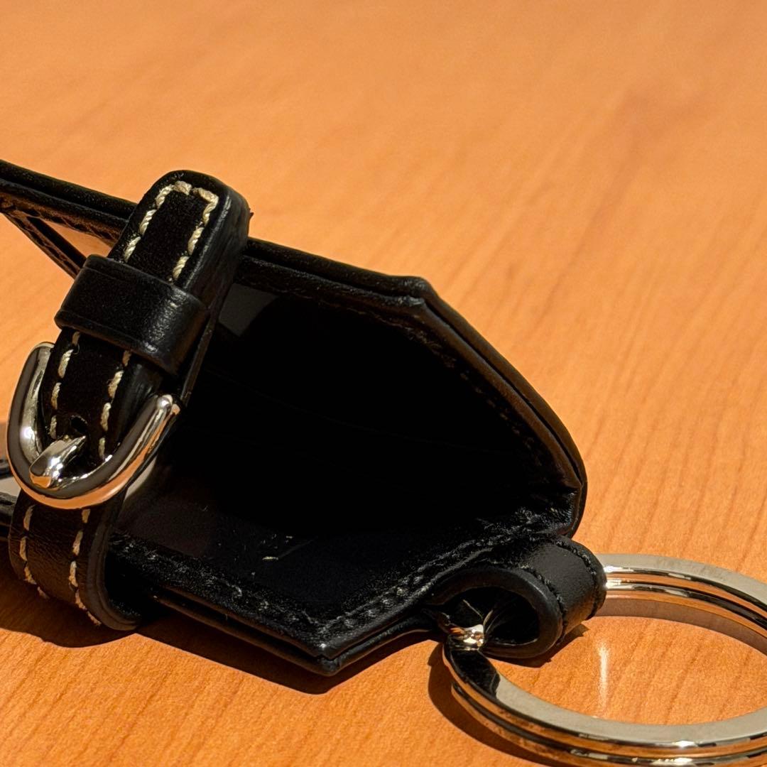 コーチ 手帳型 キーホルダー チャーム ブラック シグネチャー