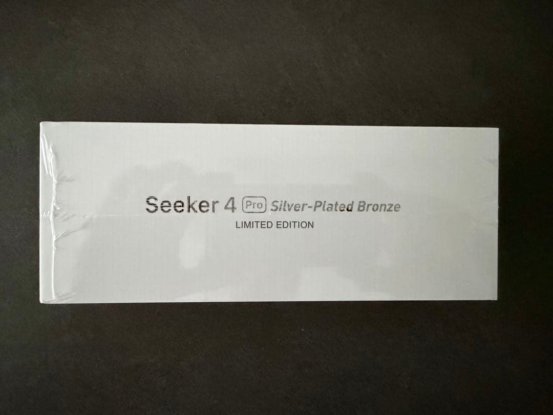 Olight Seeker 4 Pro (限定色)