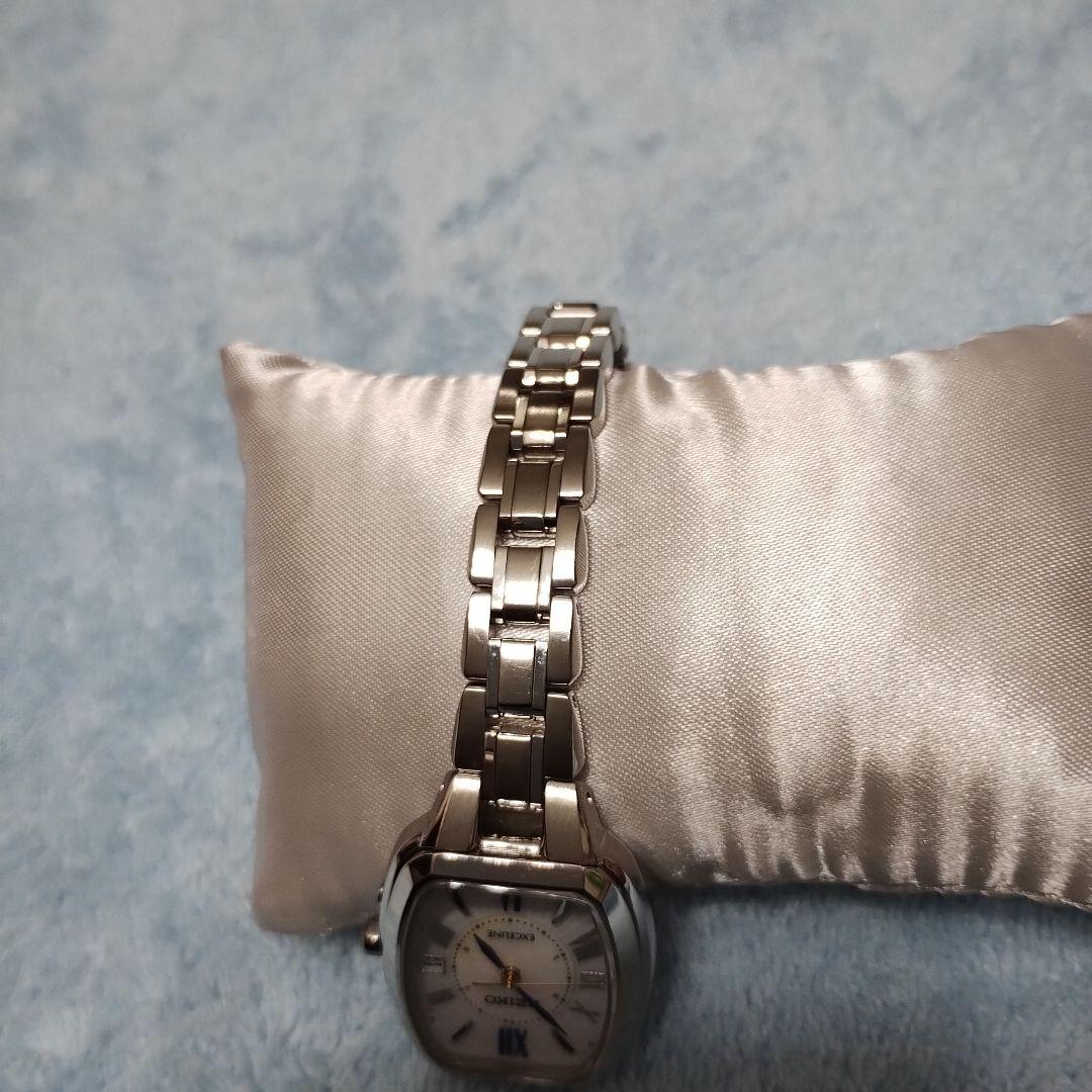 希少セイコーSEIKOエクセリーヌEXCELINE　白蝶貝チタン定価132000