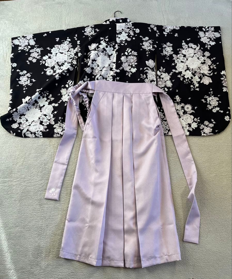 キャサリンコテージ　袴　サイズ150