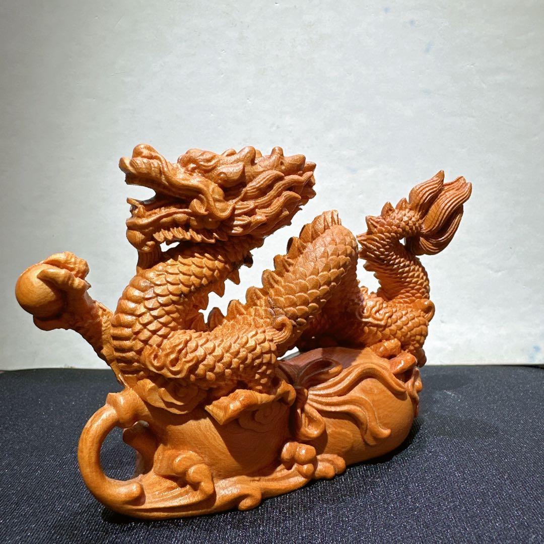 檀木 龍　置物　彫り物F.47