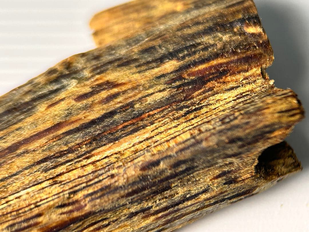 お香 天然沈香 六国五味聞香用 伽羅 香木 1-S-7.455