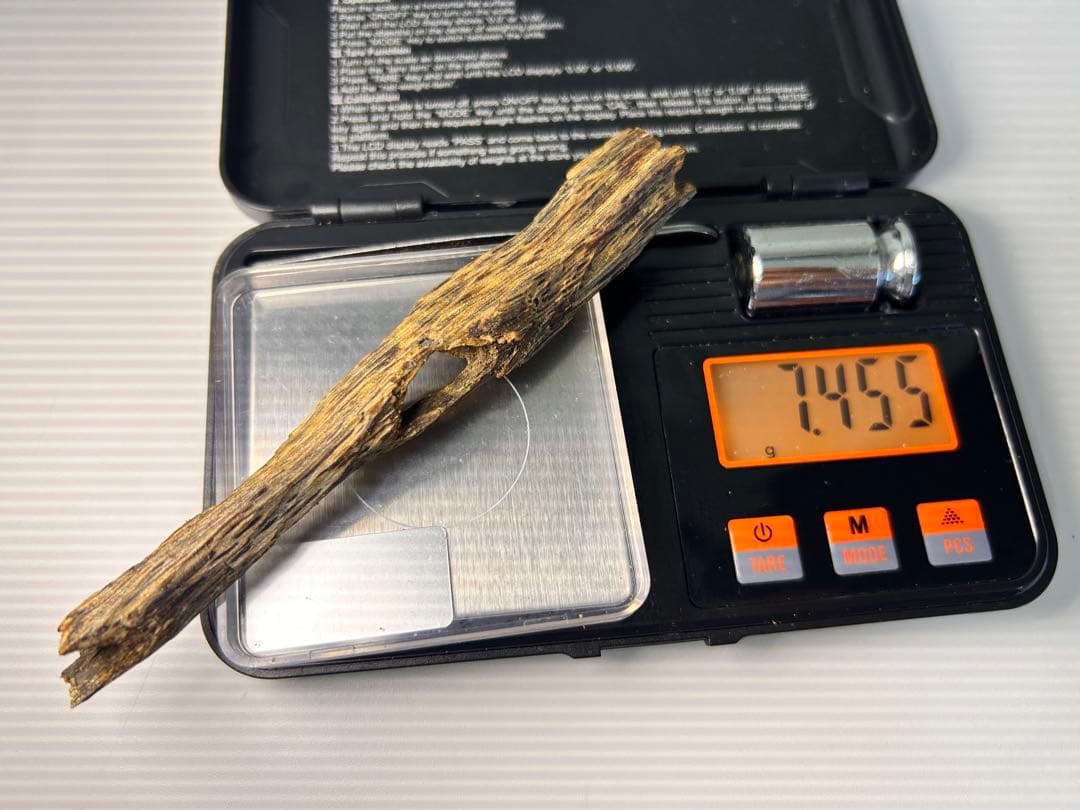 お香 天然沈香 六国五味聞香用 伽羅 香木 1-S-7.455