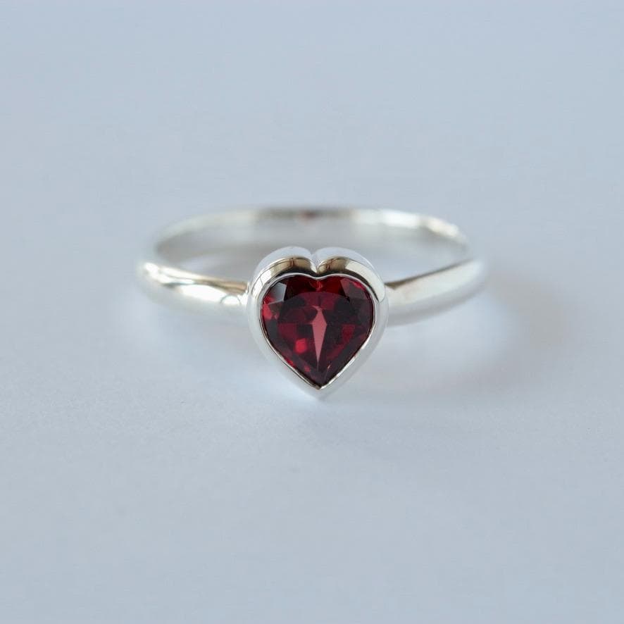 ハート型ガーネット　リング　Silver925／12号