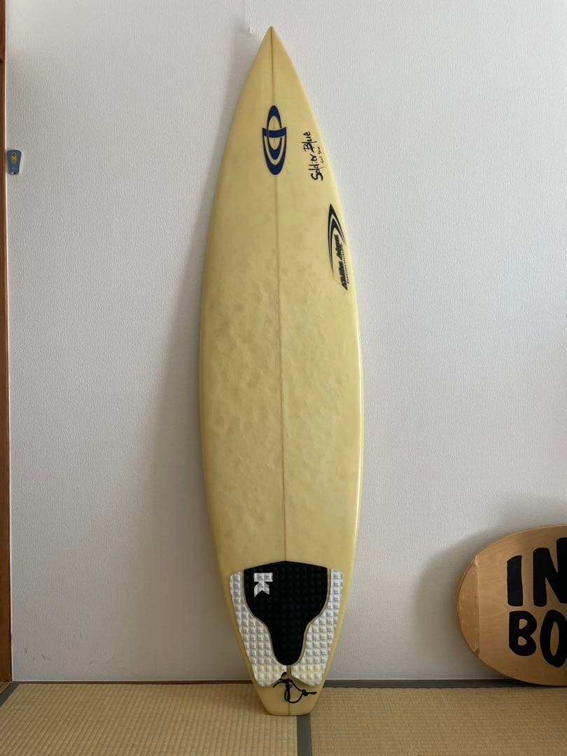 ドロップアウト　アキラ•アイパ　ハンドシェイプ　⒍2