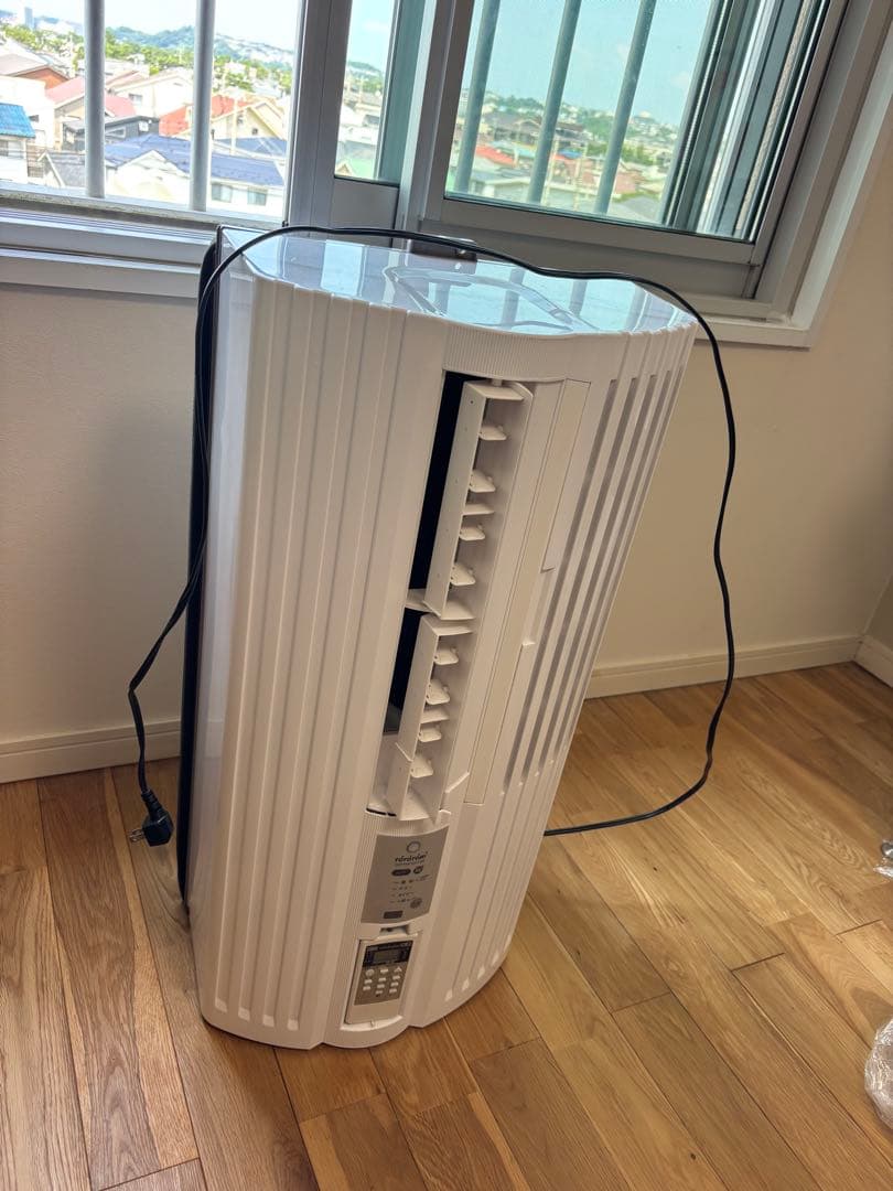 TIW–AS180l 窓用エアコン トヨトミ