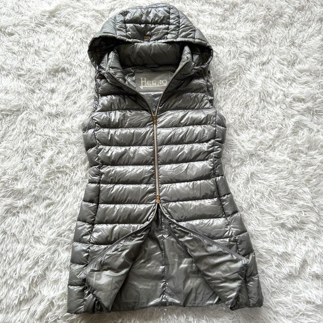 【美品】HERNO ヘルノ　ロング　ダウンベスト　フード取り外し可　グレー　40