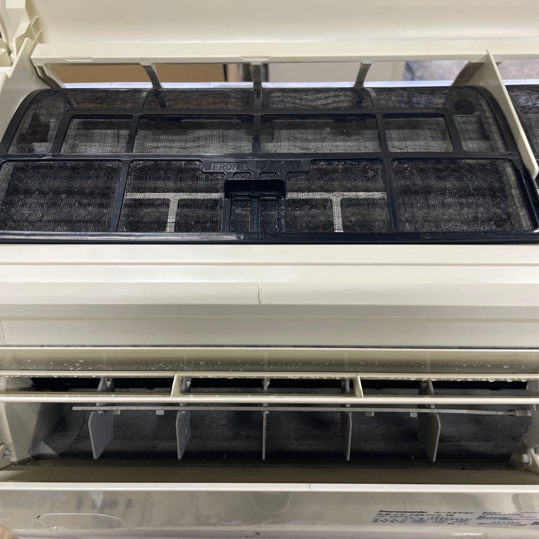 激安　Panasonic ルームエアコンCS-J567C2-W 2017年製