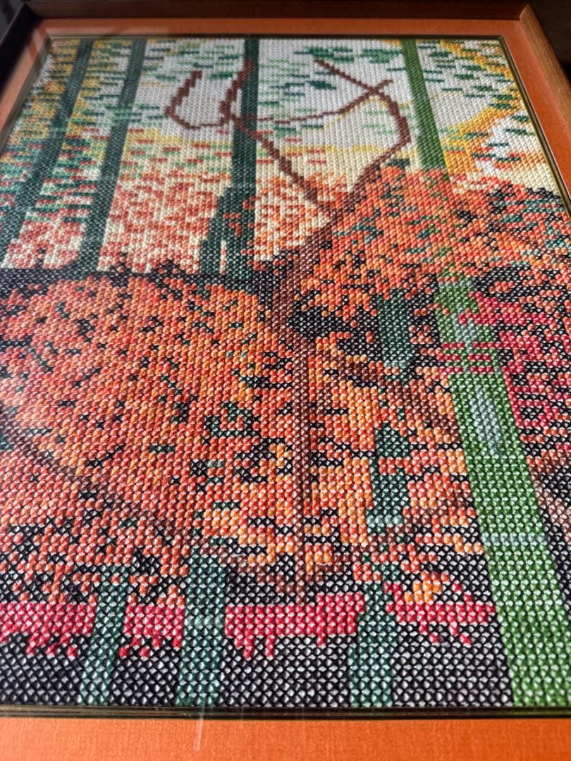 紅葉の刺繍絵 額縁入り 秋の和風インテリア 一点もの★