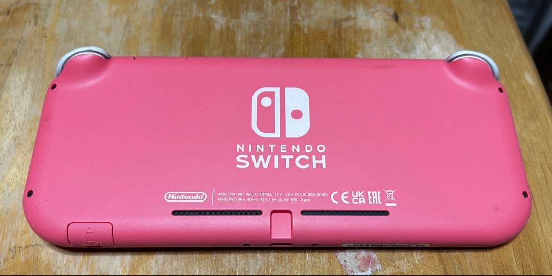 Nintendo Switch Lite コーラルピンク本体