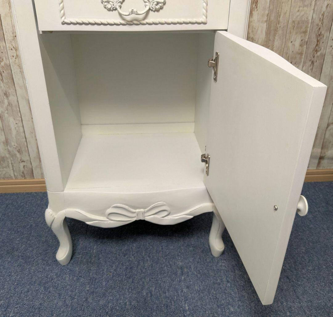 Rubanchou吉川ひなのリュバンシュ サイドチェスト テーブル直接引取り歓迎