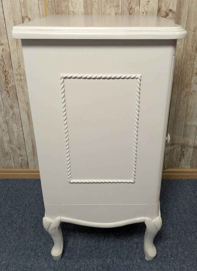 Rubanchou吉川ひなのリュバンシュ サイドチェスト テーブル直接引取り歓迎