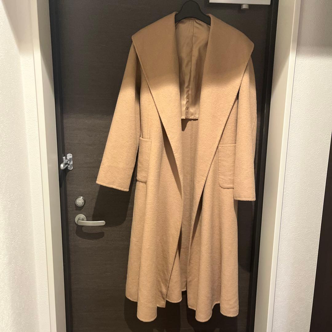 ベースメント Aラインぺプラムコート ベージュ　SP