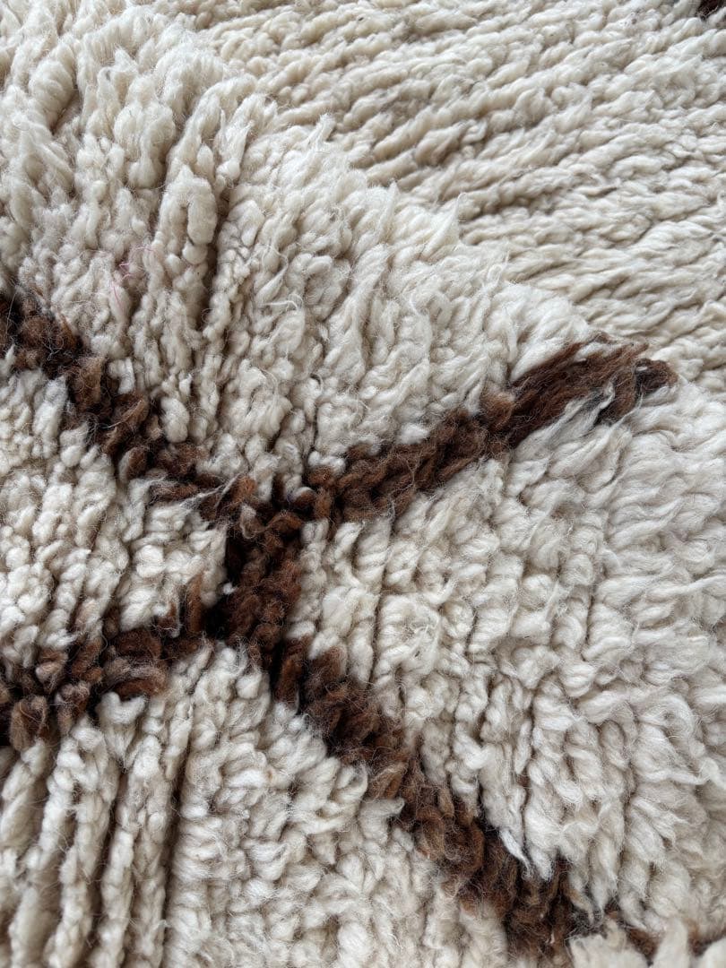 モロッコ製　ベニワレン　ラグ