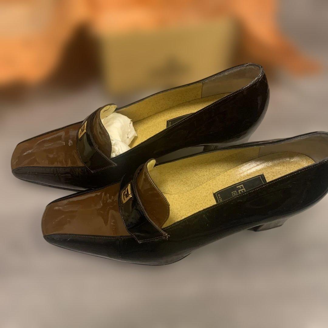 Fendi ブラウン エナメル ハイヒールパンプス