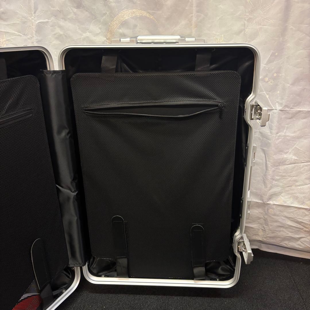 Yuweijie スーツケース アルミフレーム キャリー ケース　Mサイズ