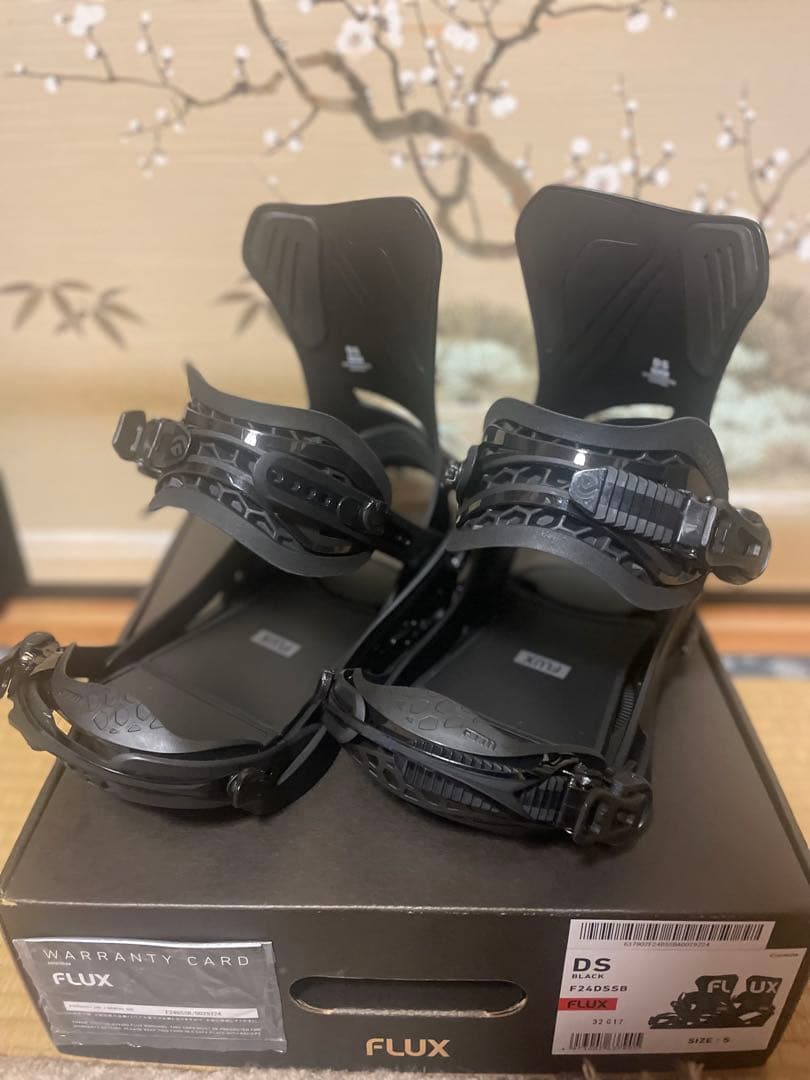 FLUX DS 23-24 ブラック Sサイズ