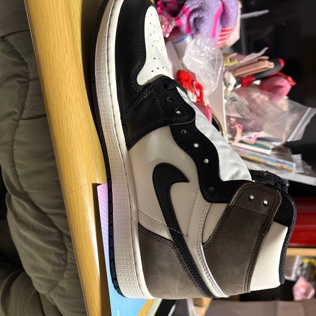 靴 NikeAirJordan 1 High OG \"Sail/Dark Mocha