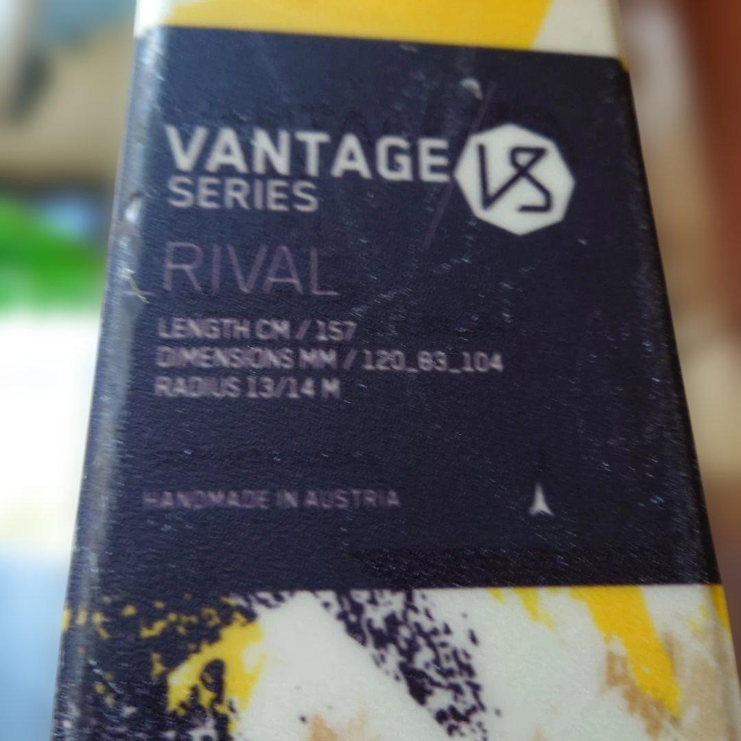 Atomicスキーセット、ストックつき