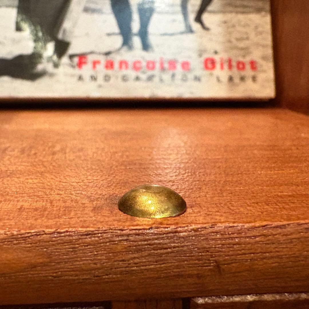 「欅無垢材 真鍮鋲 ヴィンテージ 卓上本立て 2段引き出し付き」