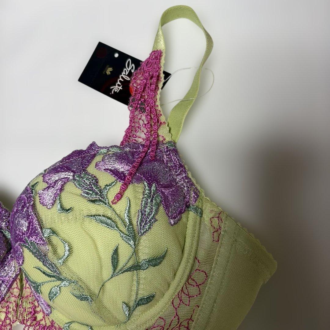 サルート花柄刺繍 ブラジャーショーツガーターセットC80/M