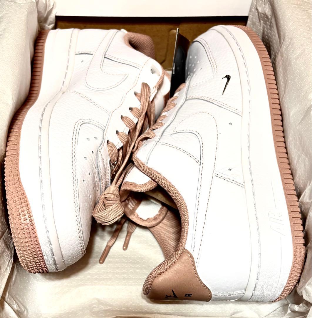 ■新品24.0cm■ナイキ エア フォース 1 07 ミニジュエル メタルロゴ