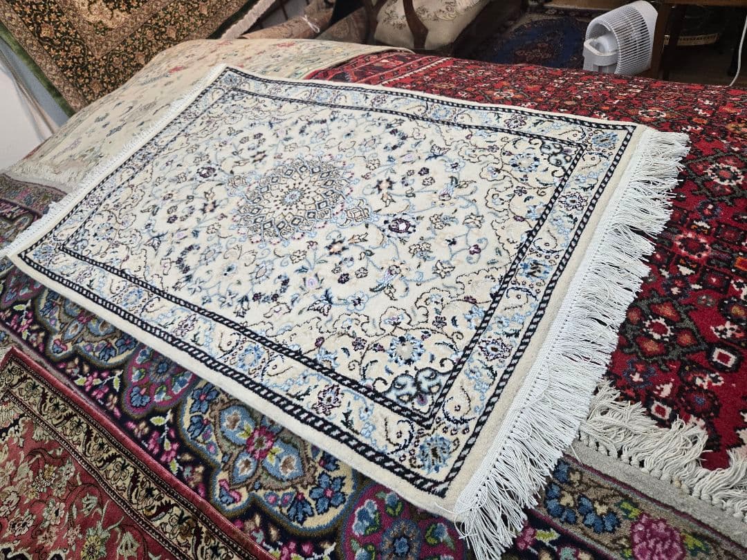 新品ペルシャ絨毯ナイン産 玄関マット 100%手織り本物 95×67 オススメ