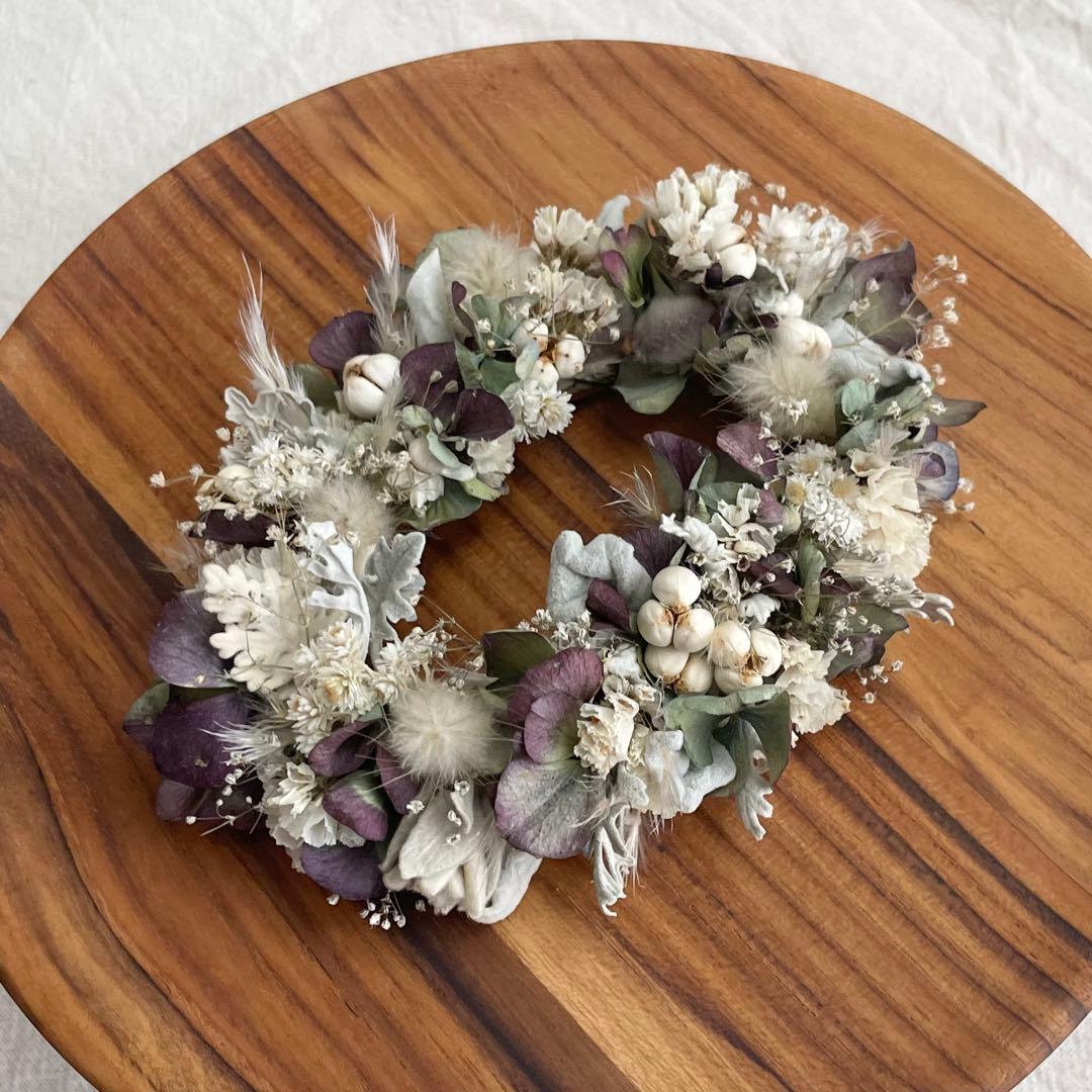 紫陽花とシロタエギクのミニオーバルリース