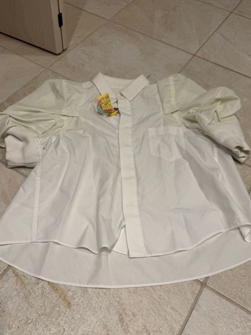 期間限定　サカイ　sacai シャツ