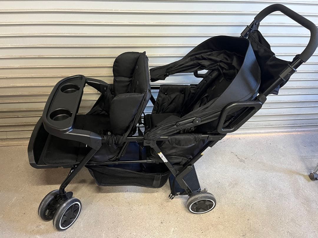 ☆カトージ 二人乗りベビーカー 二人でゴー（ブラック）