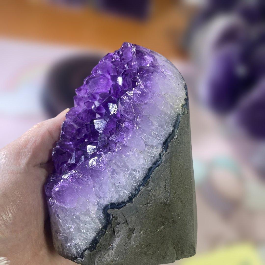 【極上】ウルグアイ産アメジストクラスター1528g絶品超濃い超美しい 幸運水晶