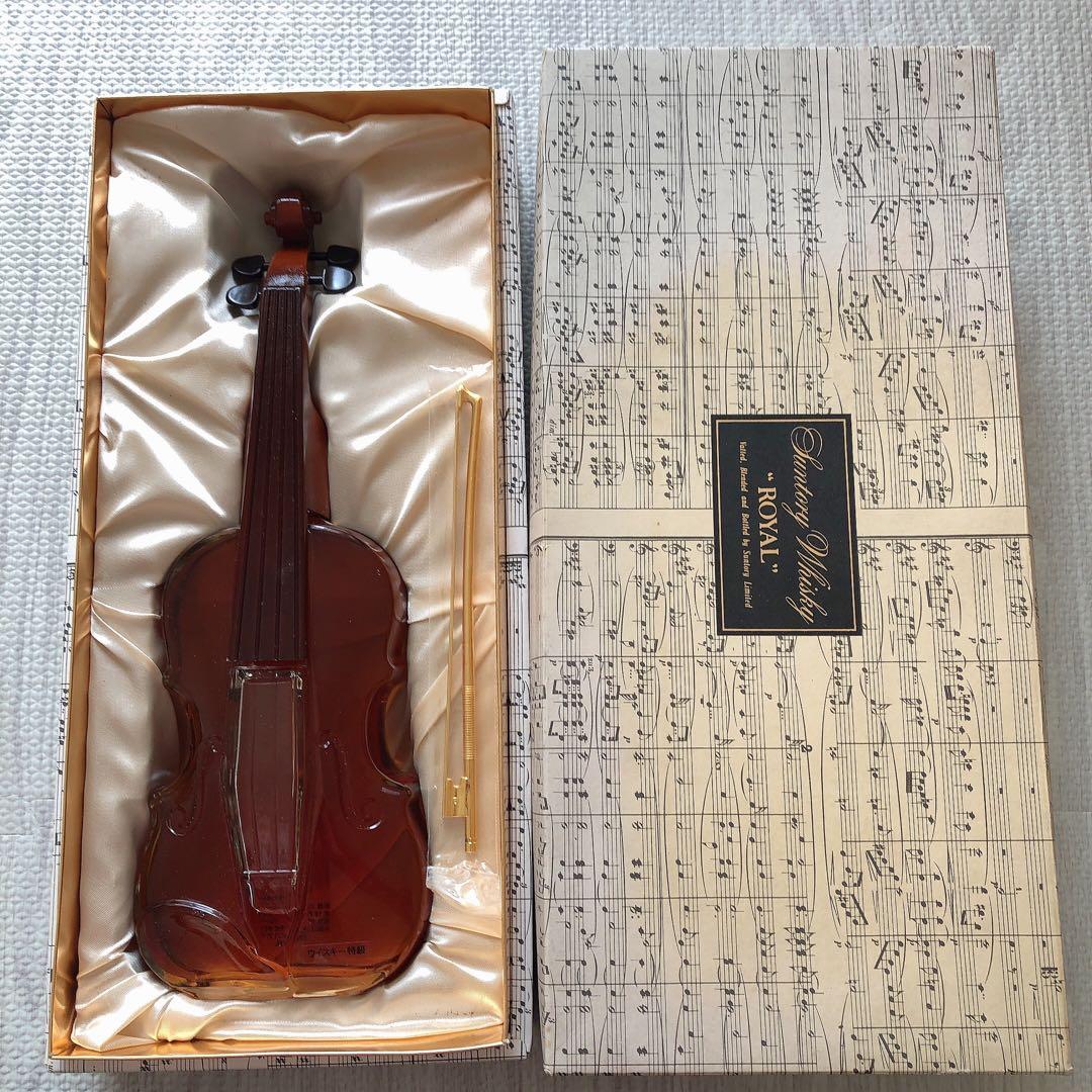 【未開栓】サントリー ウイスキー ローヤル バイオリン型 700ml