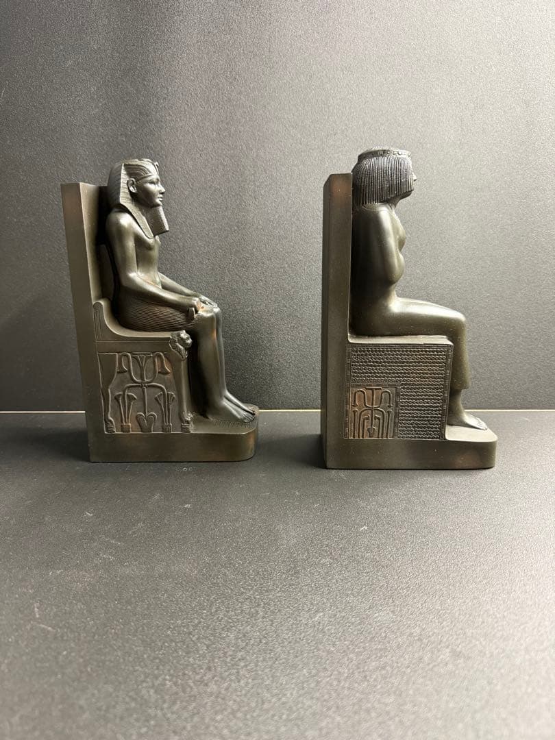 1979年刊行　エジプト第四王朝　カフラー王・ネフェルト王妃彫像