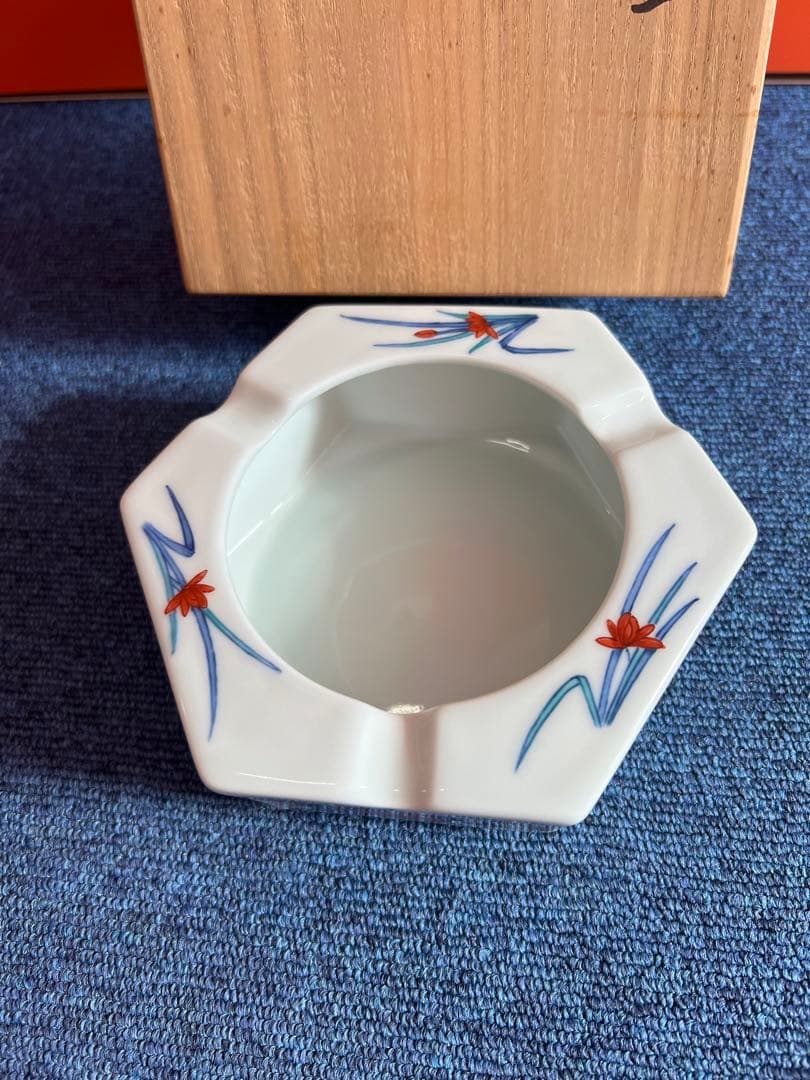 1479 今右衞門　錦花絵　灰皿　未使用
