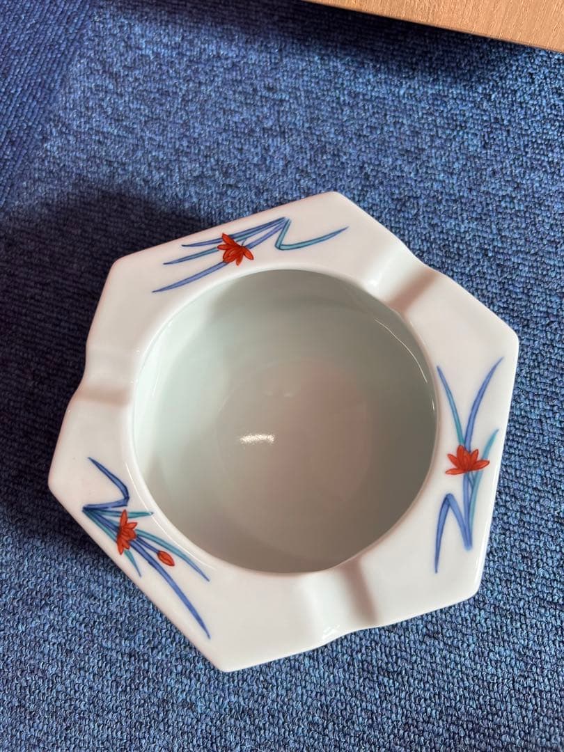 1479 今右衞門　錦花絵　灰皿　未使用